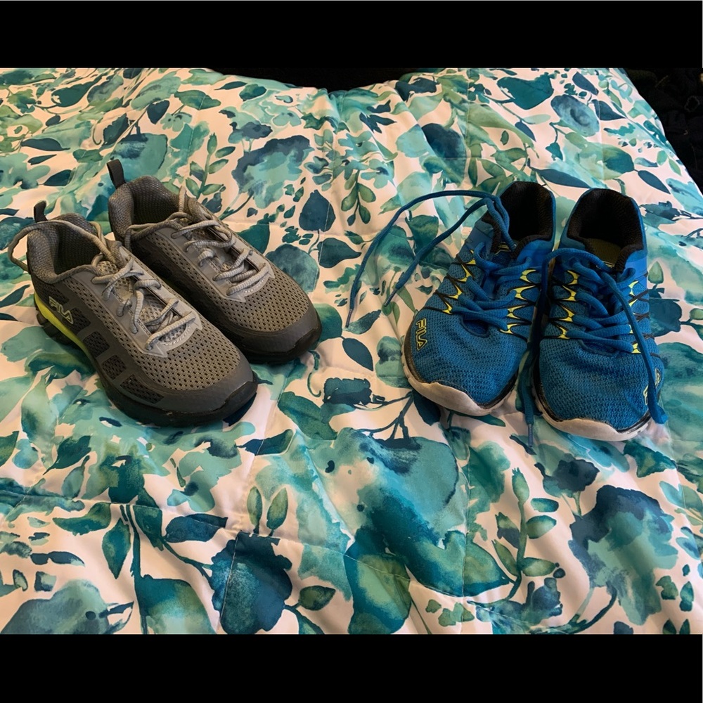 2 pair of FILA boys shoes - size 1